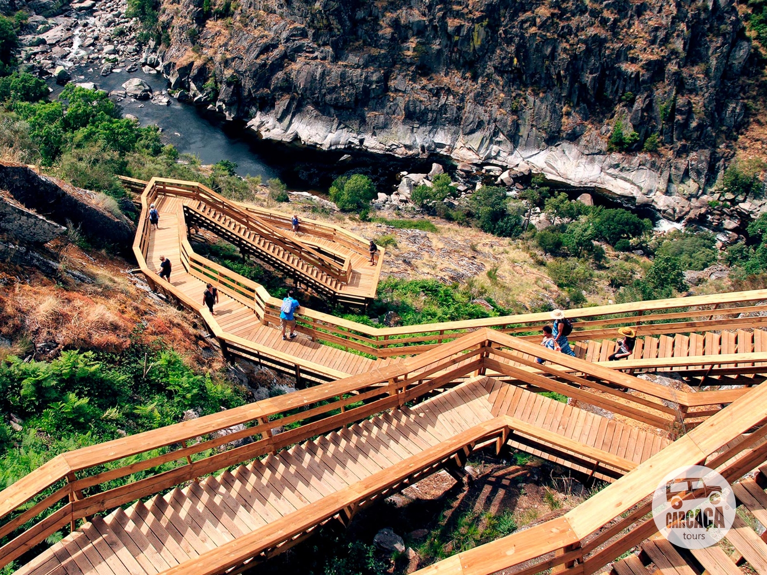 Ponte Suspensa 516 e Passadiços do Paiva